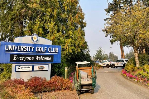 اخبار کوتاه / از شناسایی هویت قاتل در زمین گلف ونکوور تا چرخ پرندهای که جان یک مرد را در انتاریو گرفت اخبار کوتاه / از شناسایی هویت قاتل در زمین گلف ونکوور تا چرخ پرندهای که جان یک مرد را در انتاریو گرفت