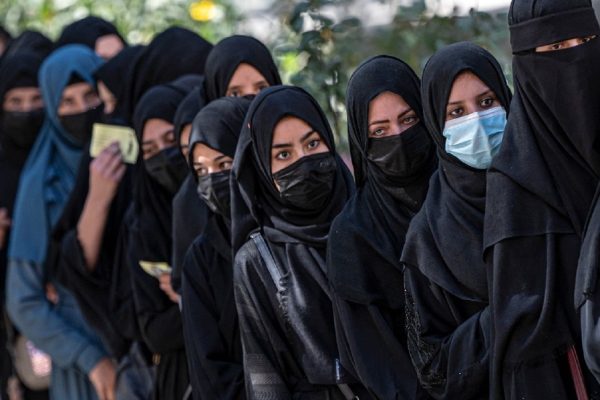 ممنوعیت امدادرسانی زنان مددکار در افغانستان و تصمیم سازمان ملل