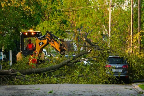 رعد و برق و طوفان در انتاریو و کبک حداقل ۸ کشته برجای گذاشت