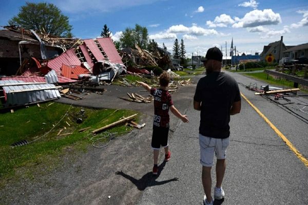 ۹ کشته حاصل طوفان در انتاریو و کبک / هزاران نفر همچنان در خاموشی بسر می‌برند