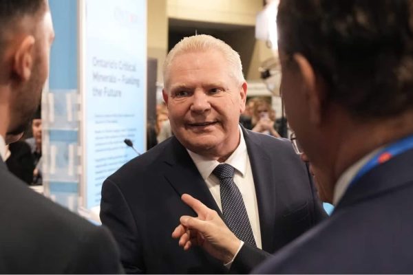 قطع برق آمریکا داگ فورد:صادرات برق و نیکل به آمریکا را قطع می کنم