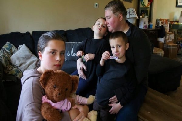 چالش‌های قانونی قرص سقط جنین در ایالات متحده تهدیدی برای مراقبت‌های سقط جنین است