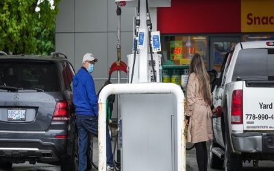 قیمت‌ بنزین در منطقه مونترال به کمتر از لیتری ۲ دلار می‌رسد + کجا در کبک بنزین ارزان‌تر است؟