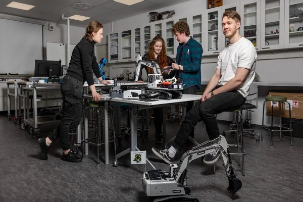 معرفی بهترین رشته‌های تحصیلی در کانادا