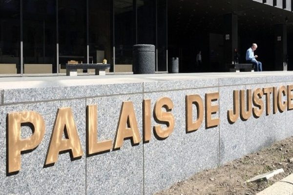 هشدار مقامات کبک درباره کلاهبرداری که از قربانیان درخواست پول میکند هشدار مقامات کبک درباره کلاهبرداری که از قربانیان درخواست پول میکند