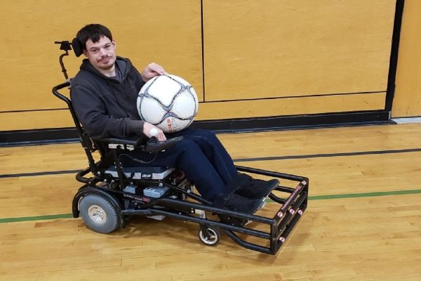 پرواز وست جت مسافر معلول را پیاده کرد