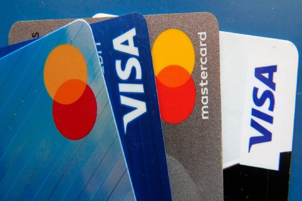 حداقل پرداخت بدهی کارتهای اعتباری در کبک افزایش یافت حداقل پرداخت بدهی کارتهای اعتباری در کبک افزایش یافت