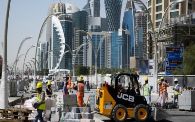 رئیس کمیته عالی پروژه‌ها و میراث جام جهانی ۲۰۲۲ قطر  خبر داد: مرگ ۴۰۰ تا ۵۰۰ کارگر