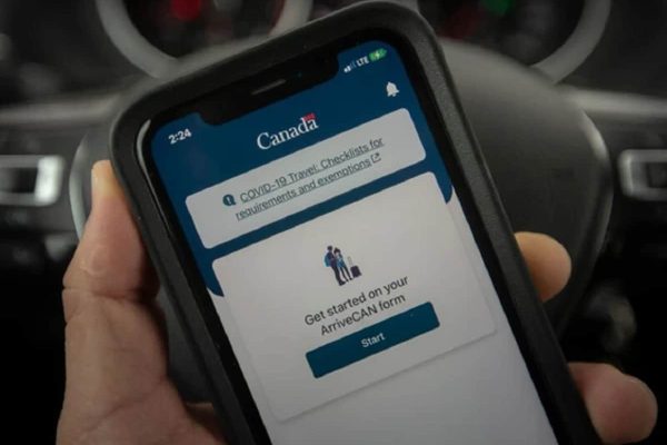 ArriveCan، بی‌دلیل کانادایی های واکسینه شده را ملزم به قرنطینه شدن می‌کند