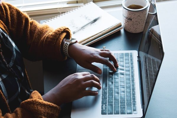 بنابر گزارش مرکز آمار کانادا، کسب و کار سیاهپوستان محدود و کم سودتر از دیگران است بنابر گزارش مرکز آمار کانادا، کسب و کار سیاهپوستان محدود و کم سودتر از دیگران است