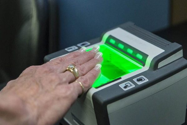 افزایش تمایل کاناداییها به استفاده از خرید بیومتریک افزایش تمایل کاناداییها به استفاده از خرید بیومتریک